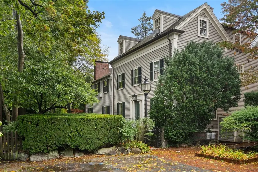 12 Ash Street Place, Cambridge, MA 02138 - Image #2