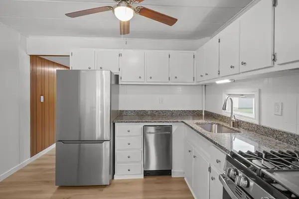 53 Liberty Dr, Attleboro, MA 02703