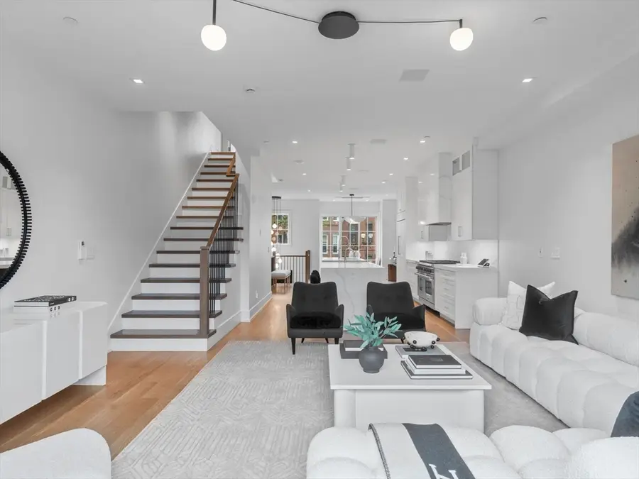 561 East Broadway #561, Boston, MA 02127 - Image #2