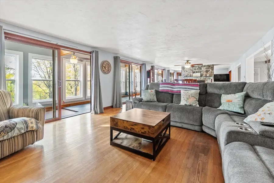 36 Sunrise Ave, Leominster, MA 01453 - Image #3