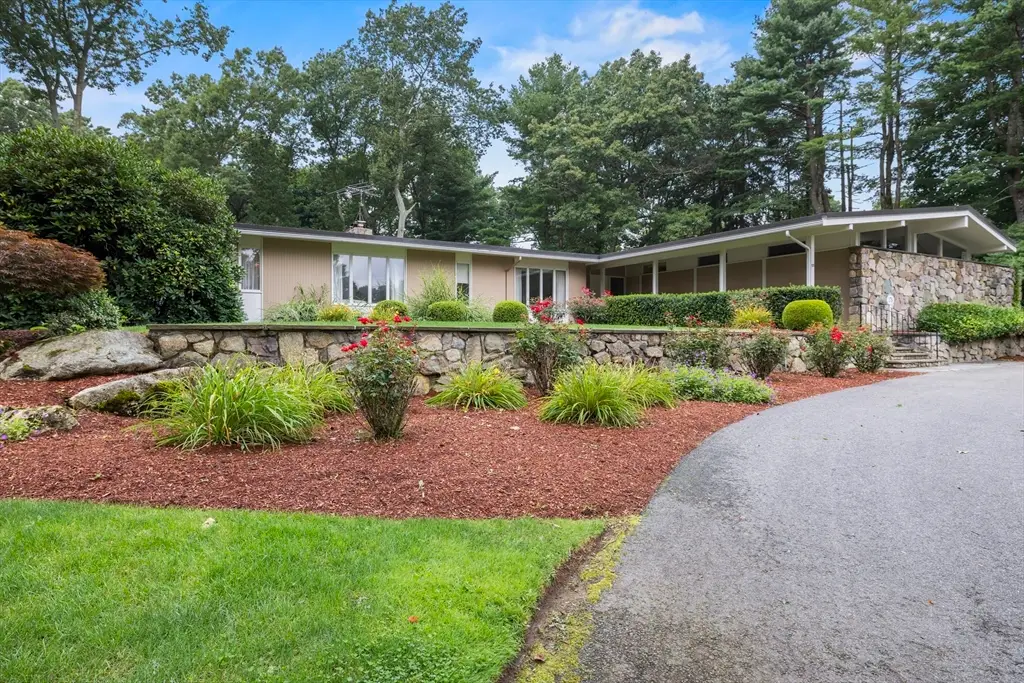 178 Braemoor Rd, Brockton, MA 02301 - #1