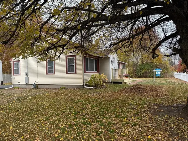 134 Haverhill, Methuen, MA 01844