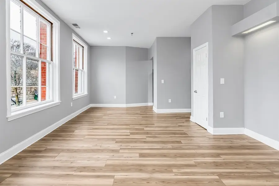 80 Wingate St #2F, Haverhill, MA 01832 - Image #2