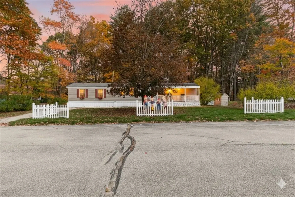 38 Rosemary St., Salem, NH 03079 - #1