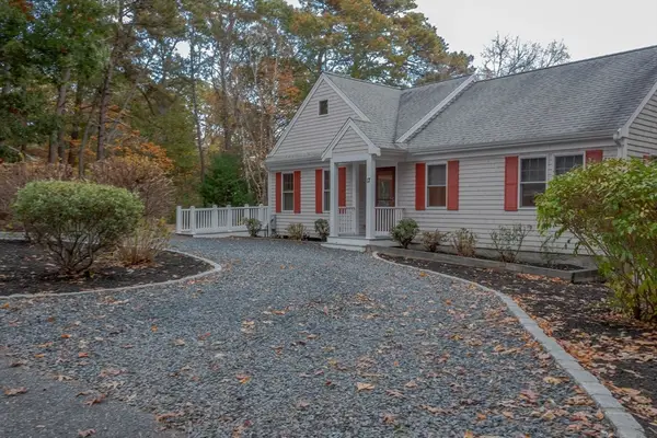 17 Degrass Rd, Mashpee, MA 02649