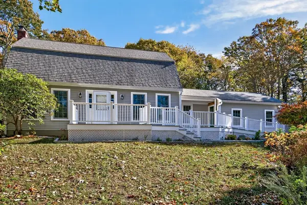 7 Pilgrim Path, Falmouth, MA 02540