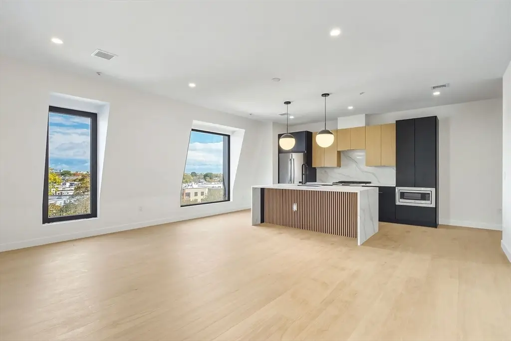 22 High Street #PH11, Boston, MA 02122 - Image #1