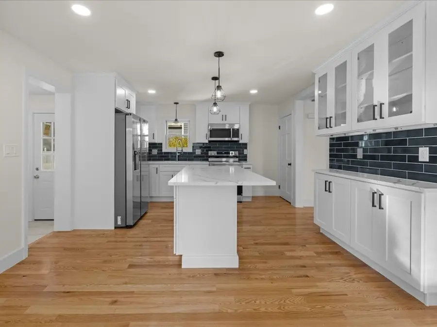 82 Elwell St, Malden, MA 02148 - Image #2