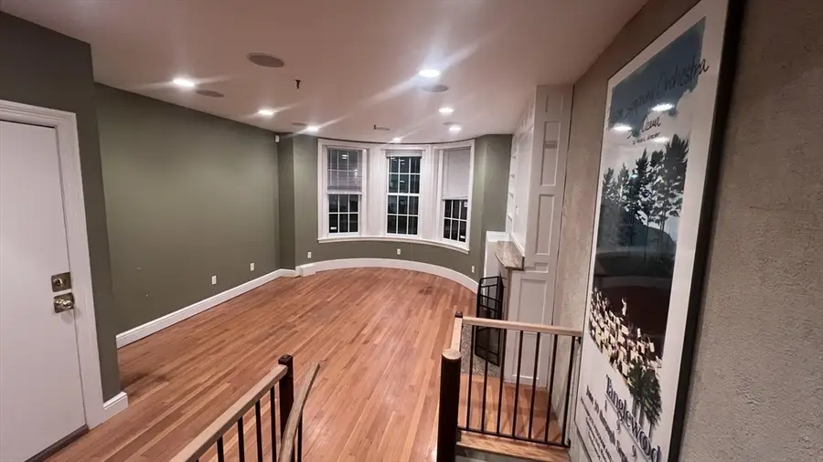 23 Saint Stephen St #23-3, Boston, MA 02115 - Image #2