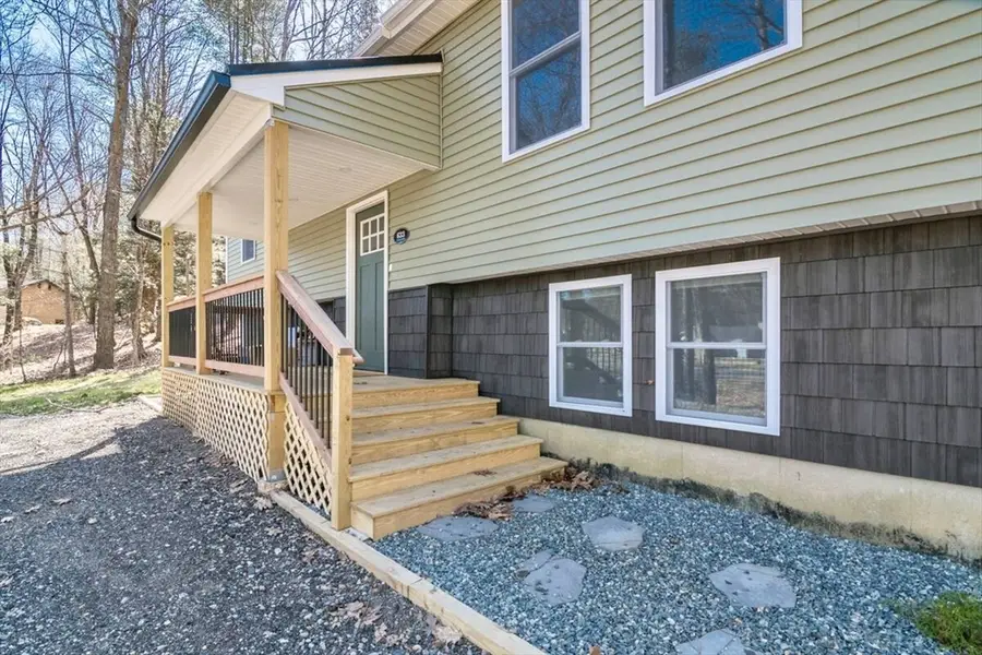 633 Federal St, Belchertown, MA 01007 - Image #2