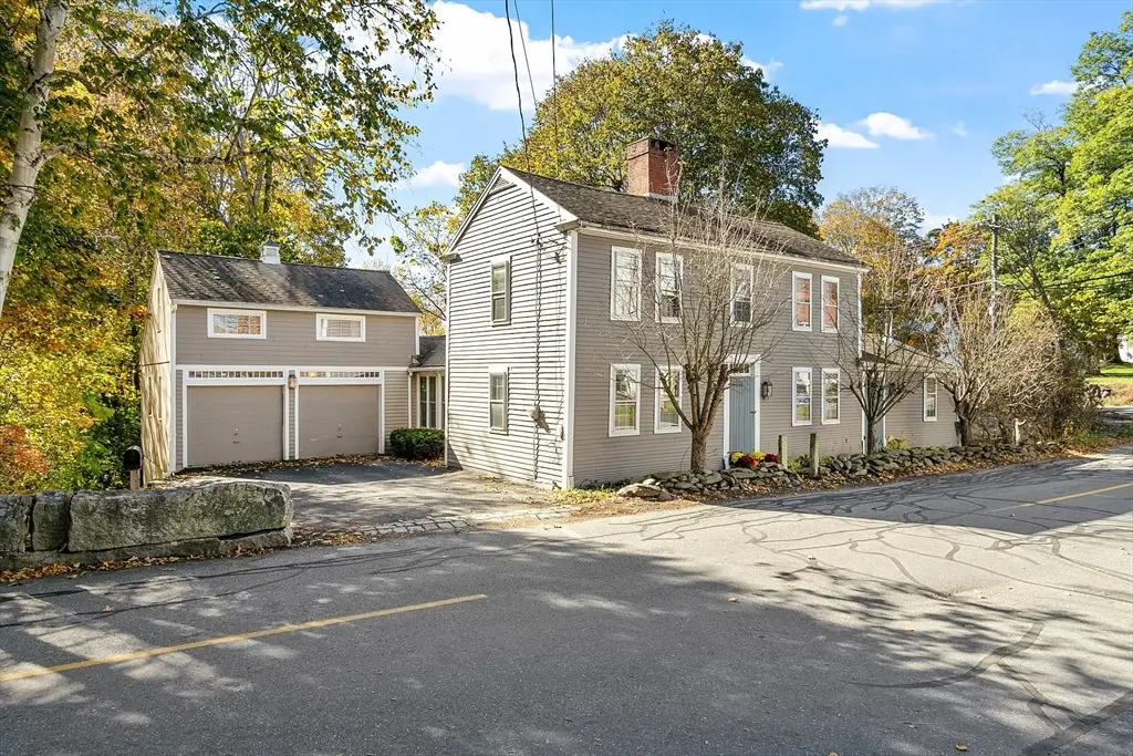 17 Maple St, Sterling, MA 01564 - Image #1
