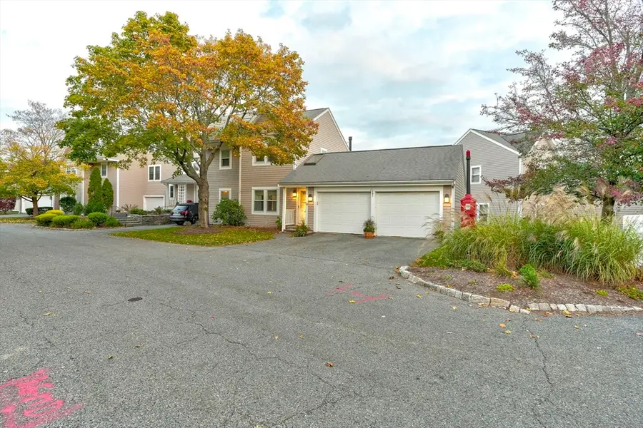 19 Harbourside Rd #19, Quincy, MA 02171 - Image #2