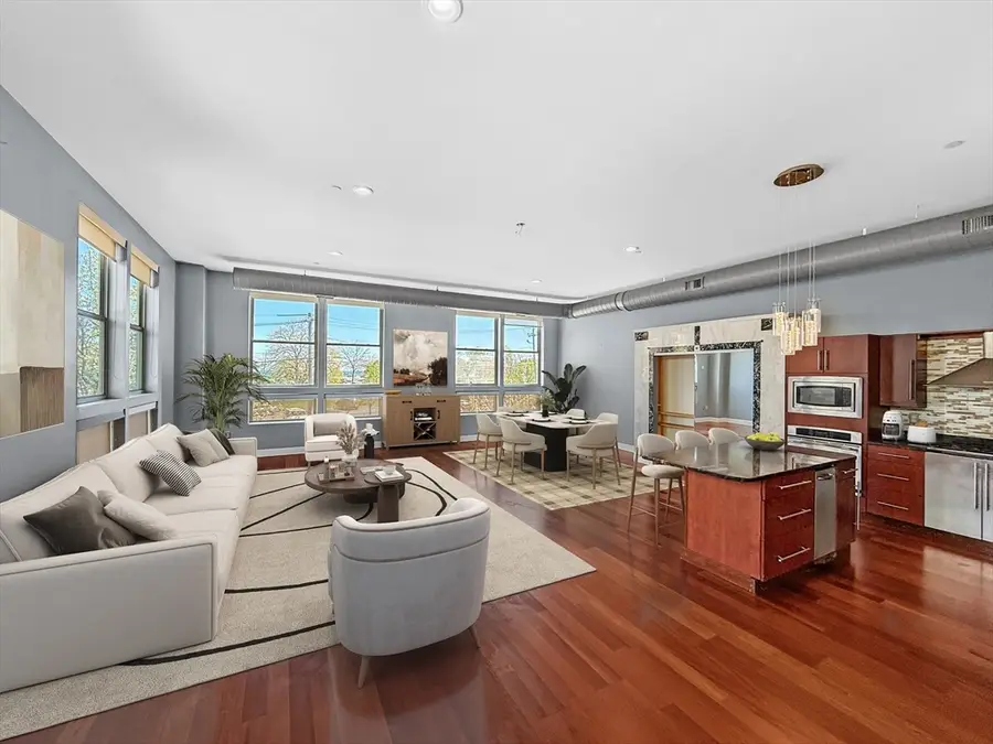 10 Ocean Ave #213, Revere, MA 02151 - Image #2