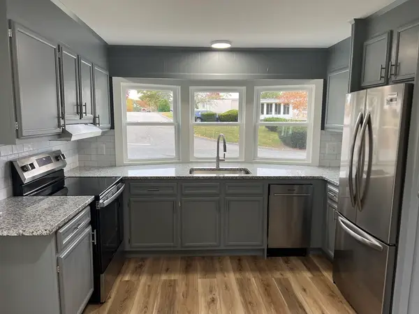 19 Coachman Terrace, Plymouth, MA 02360