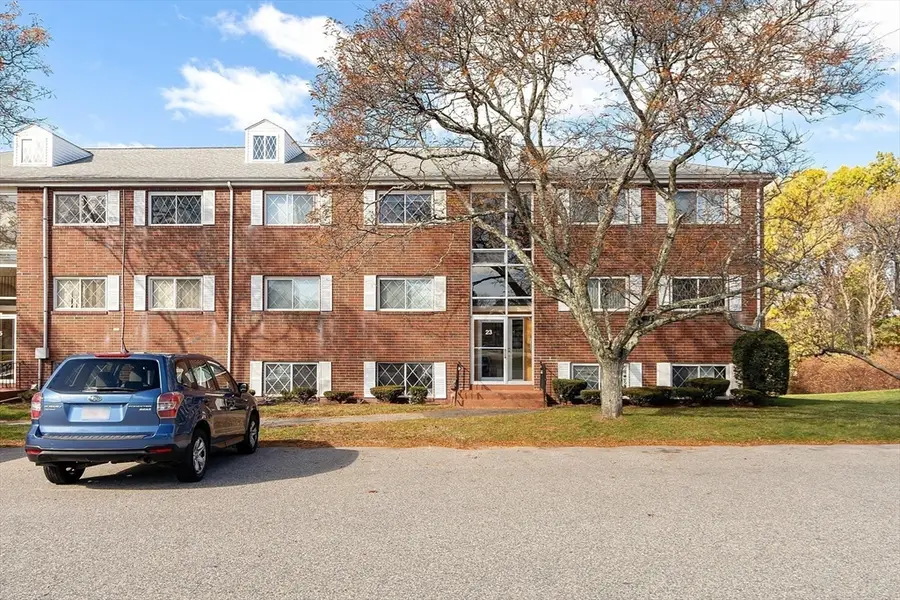 23 Fernview Ave #1, North Andover, MA 01845 - Image #2