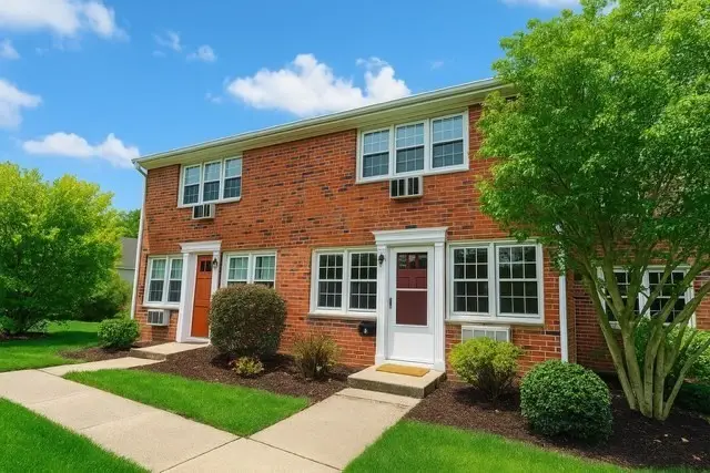 540 Granby Rd #2, South Hadley, MA 01075 - Image #1