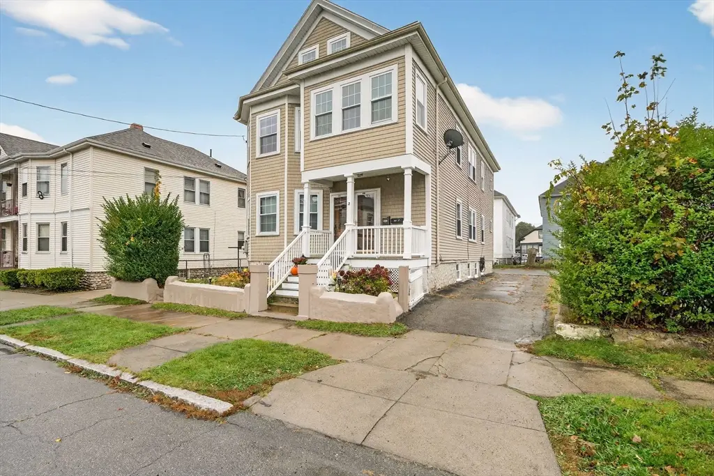 232 Dawson St, New Bedford, MA 02745 - #1