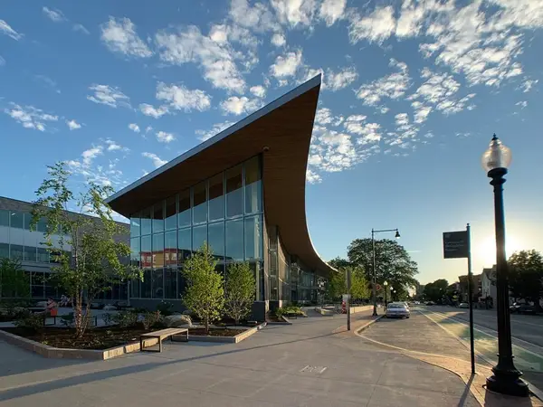 148 Berkshire St #4, Cambridge, MA 02141