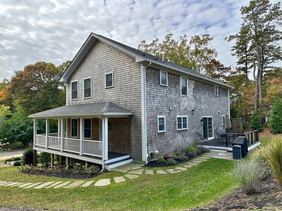 151 Tashmoo Ave, Vineyard Haven, MA 02468 - Image #2