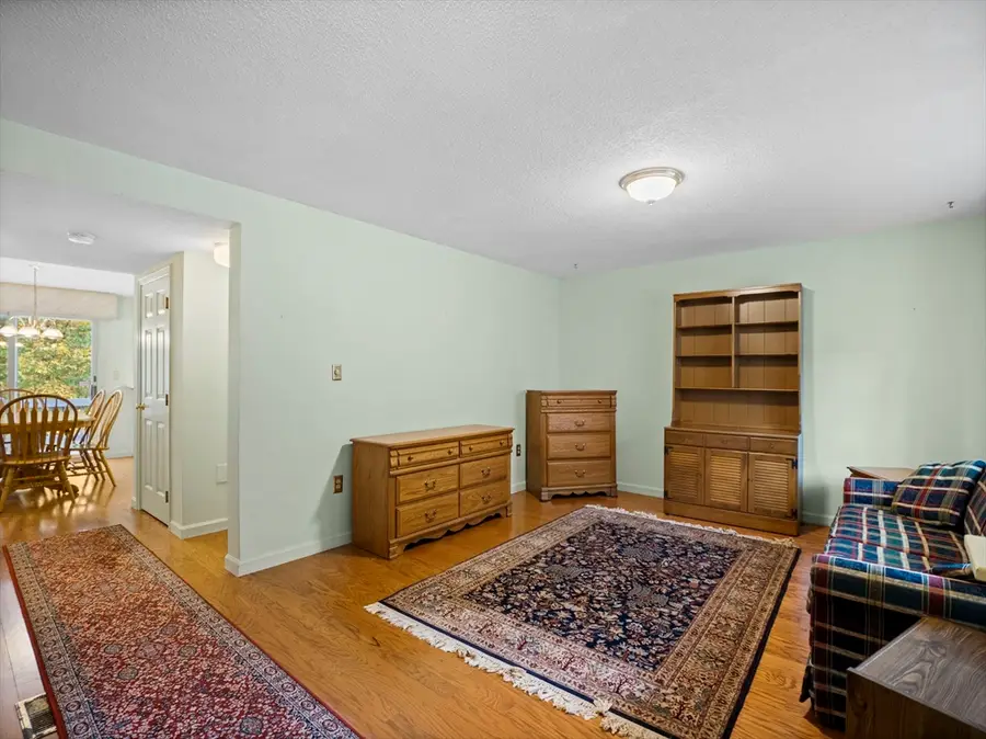 903 Foxwood Circle #903, Peabody, MA 01960 - Image #3