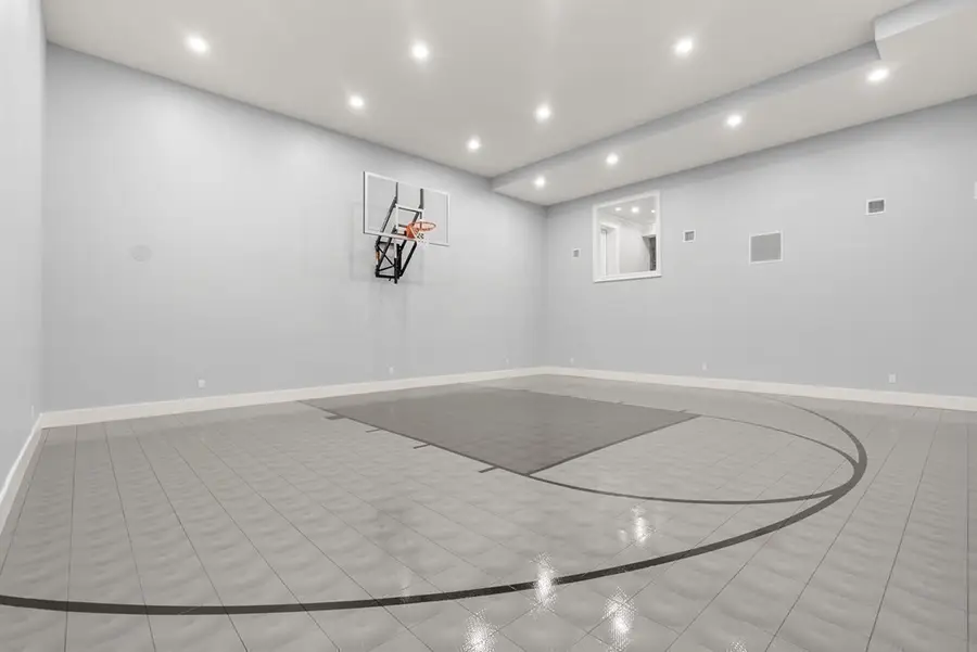 192 Pond Road, Wellesley, MA 02482 - Image #2