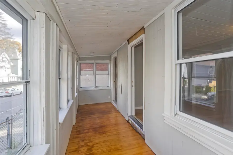 956 Dwight St, Holyoke, MA 01040 - Image #2