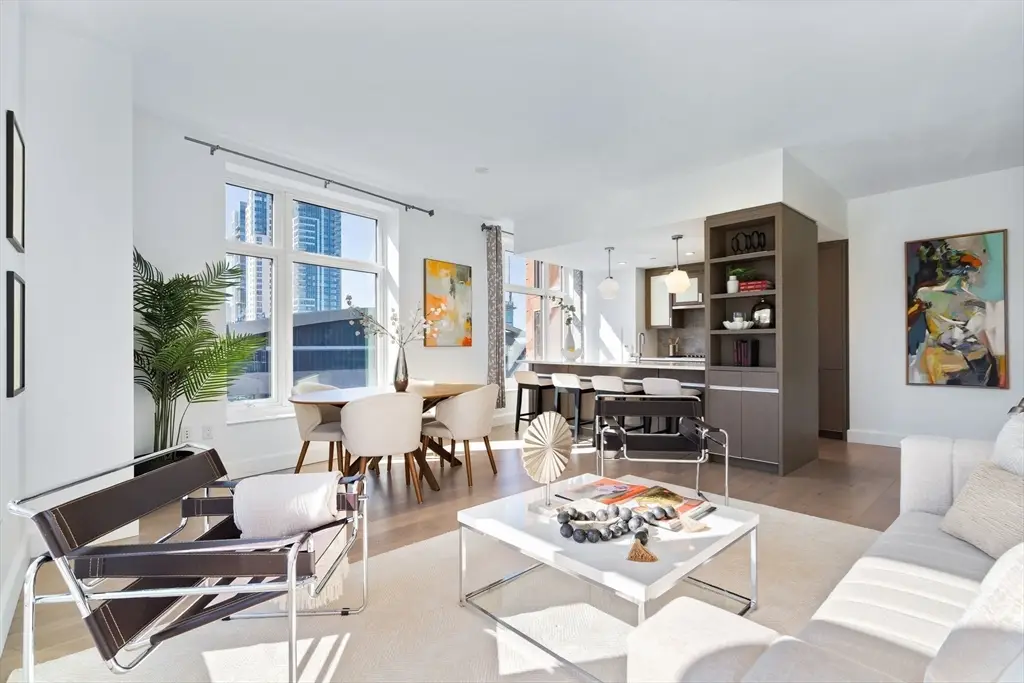 100 Lovejoy Wharf #PH 1B, Boston, MA 02114 - Image #1