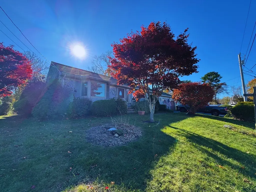 135 Old Westport Road, Dartmouth, MA 02747 - Image #1