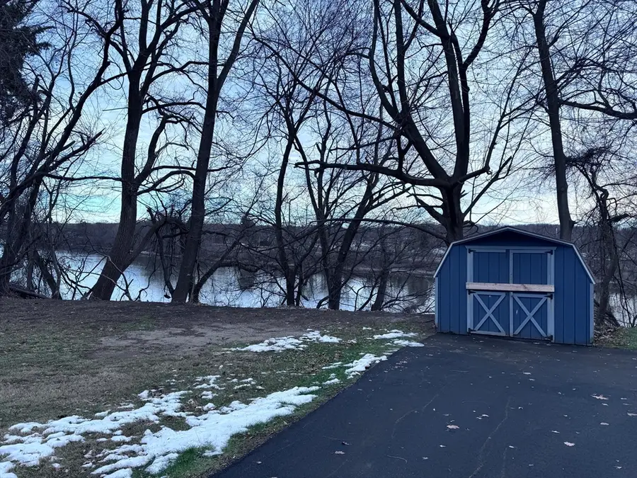 934 Main St, Holyoke, MA 01040 - #2