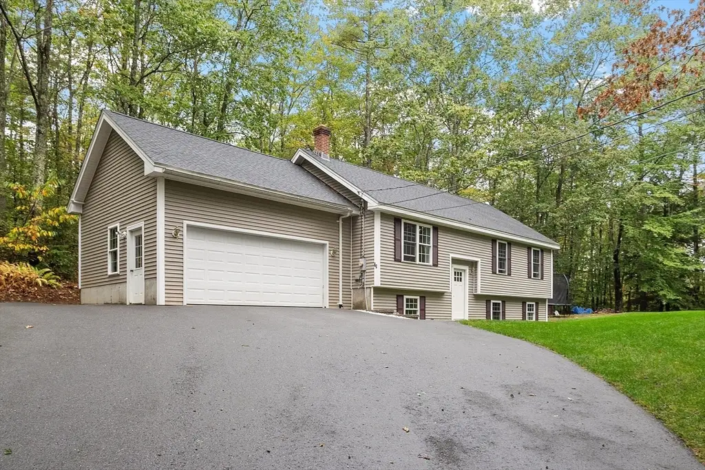 35 Hillside Dr, Winchendon, MA 01475 - Image #1