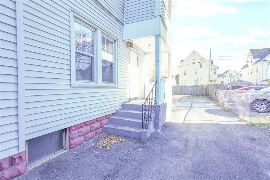 371-373 Oakland St, Springfield, MA 01108 - Image #3