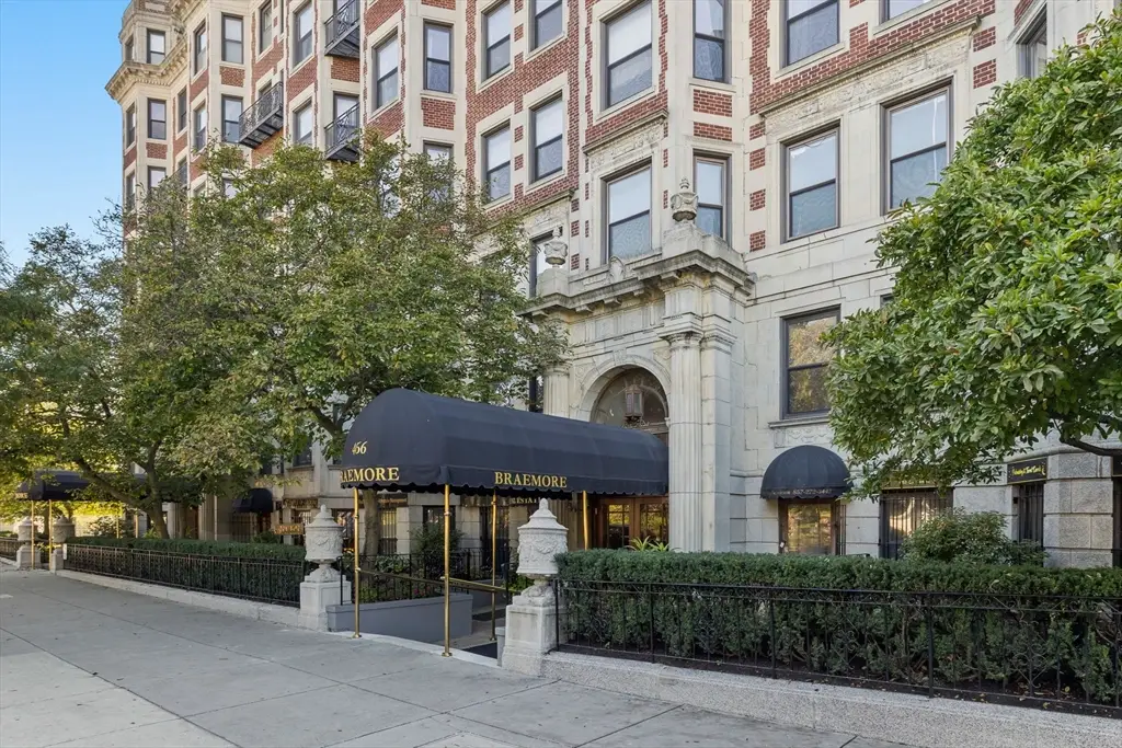 466 Commonwealth Ave #305, Boston, MA 02215 - #1