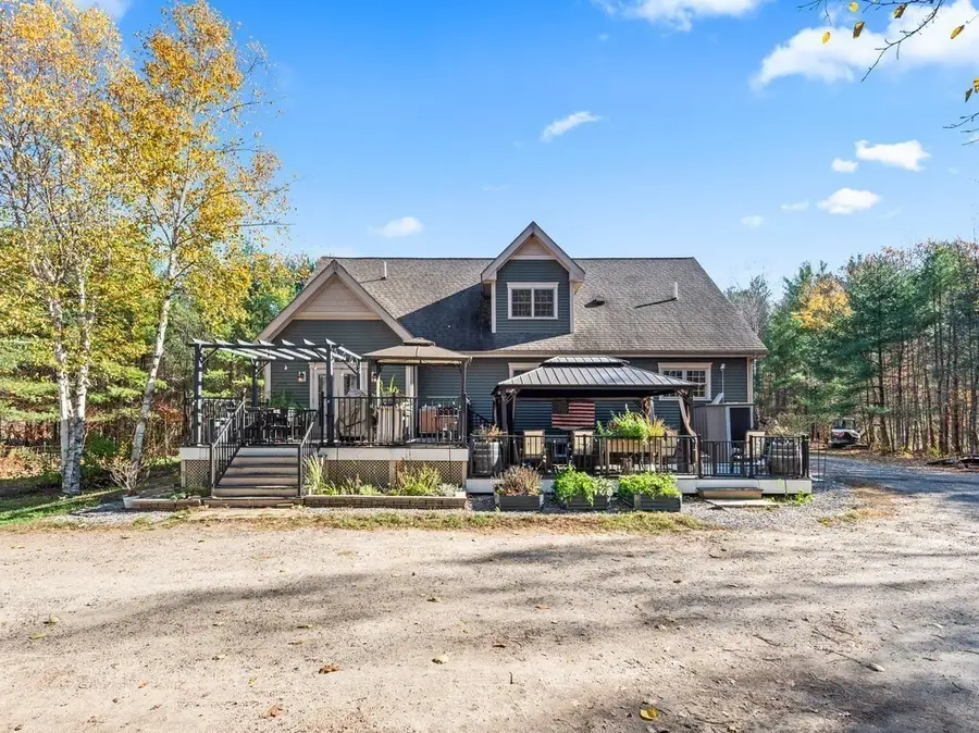 1082 Old Dana Rd, Barre, MA 01005 - Image #2