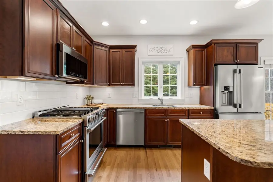 21 Magnolia Ln #21, Groton, MA 01450 - Image #2