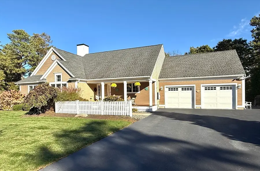 54 Overlook Cir, Plymouth, MA 02360 - Image #2