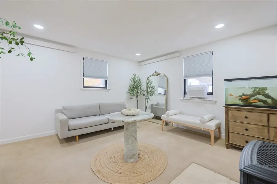 6 Matthew Lane, Chelmsford, MA 01824 - Image #2