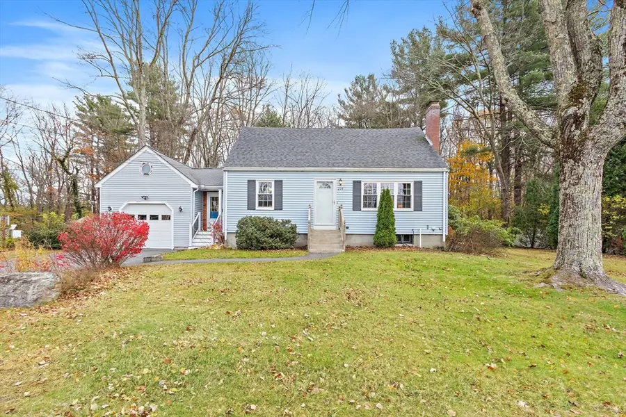 214 Conlyn Ave, Franklin, MA 02038 - #2