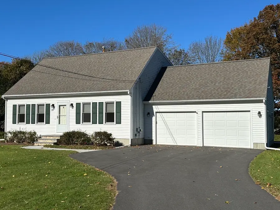 21 Avis St, Dartmouth, MA 02748 - Image #2