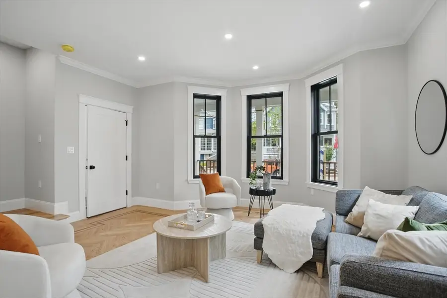 61 Lyndhurst Street #A, Dorchester Center, MA 02124 - Image #3