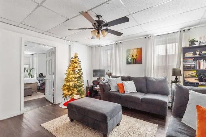 24 Adams St, Springfield, MA 01105 - Image #2