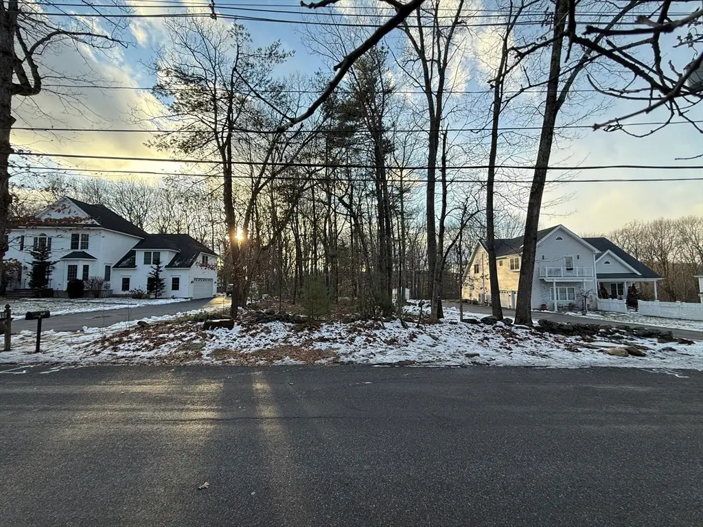 106 Cherry St, Shrewsbury, MA 01545 - Image #1