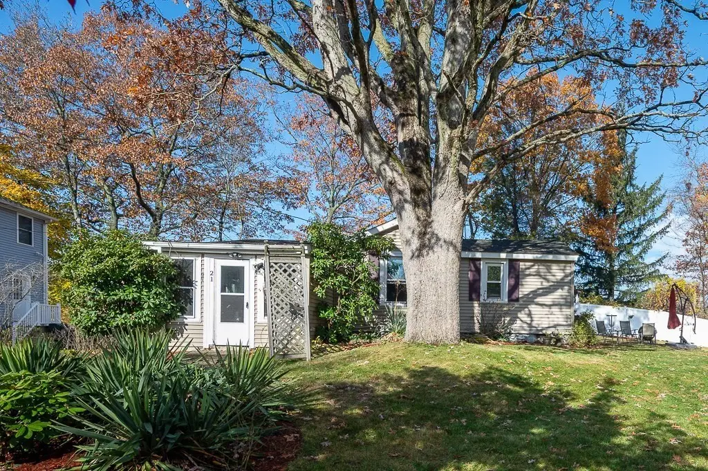 21 Epping St, Millbury, MA 01527 - #1