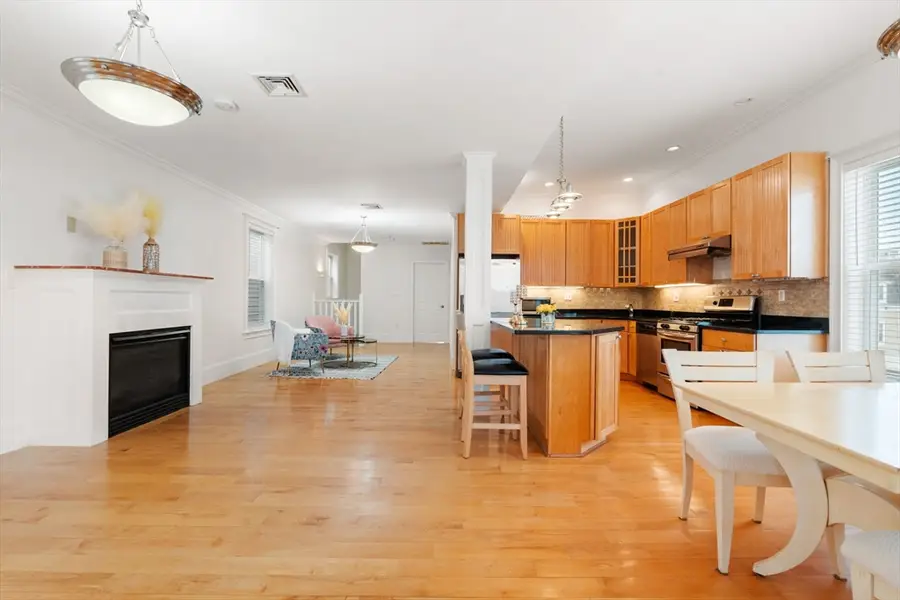 714 E 4th St #3, Boston, MA 02127 - #3