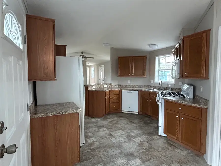 8 Alfred St, East Wareham, MA 02538 - Image #2