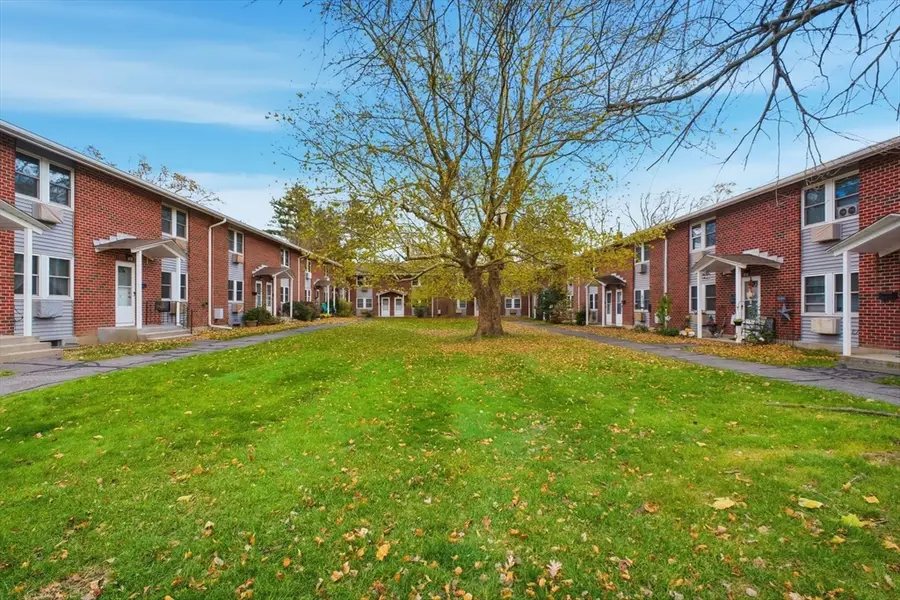 19 Manor Court #19, Springfield, MA 01118 - #2