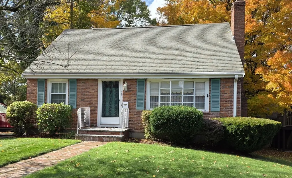 97 Liberty St, Braintree, MA 02184 - Image #1