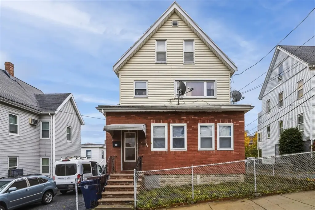 17 Ashton St, Everett, MA 02149 - #1