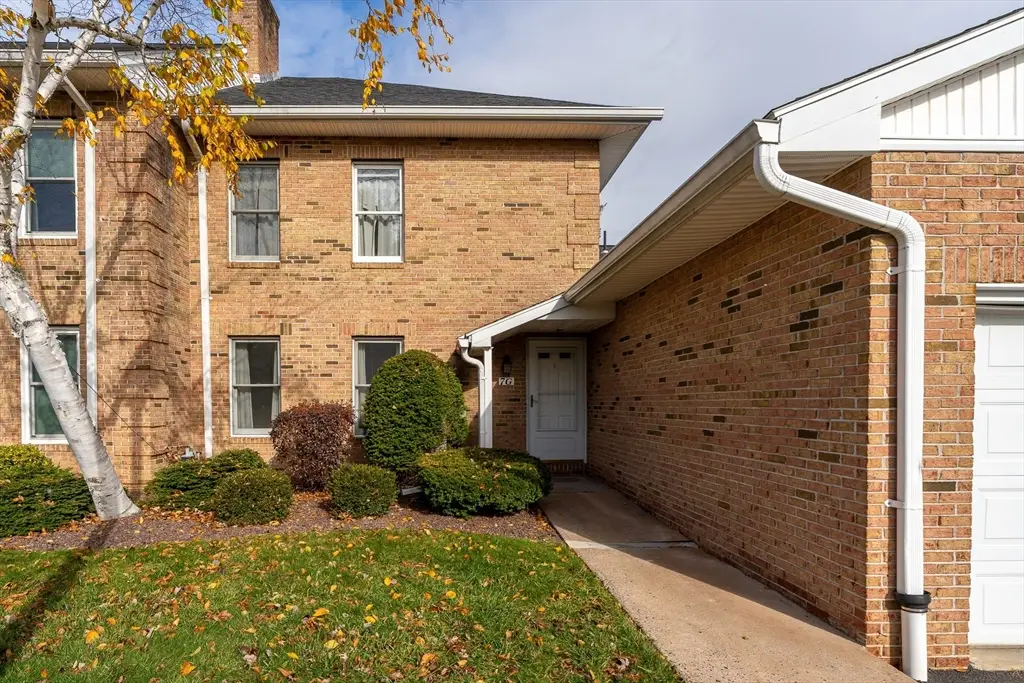 7 Castle Hill Rd #G, Agawam, MA 01001 - #1