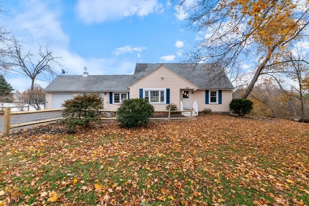 220 Pelham St, Methuen, MA 01844 - #1
