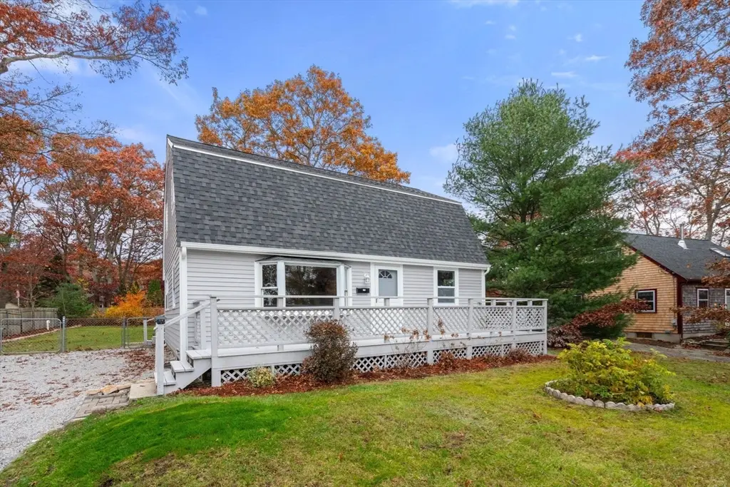 130 Old Barnstable Rd, Falmouth Town, MA 02536 - #1